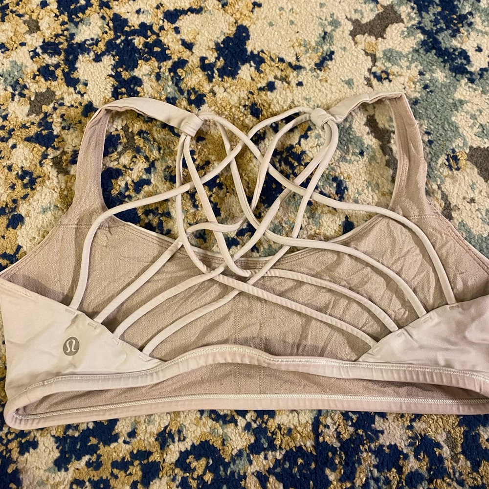 Lululemon bra - Picture 3 of 4